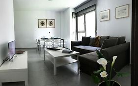 New Cozy Apartment Next To The Beach!